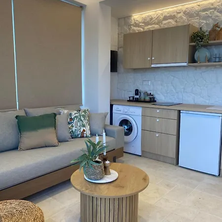 아파트 Stavroula Studios