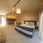 Stavroula * Paleokasztríca